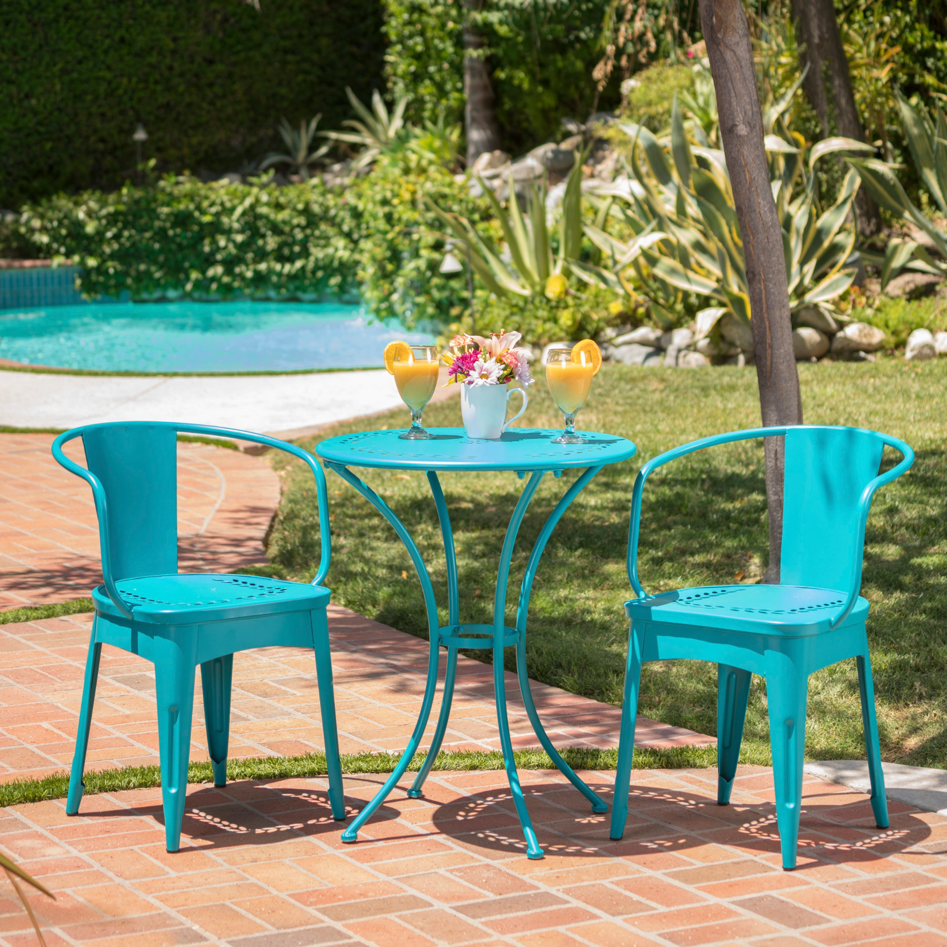 81972608